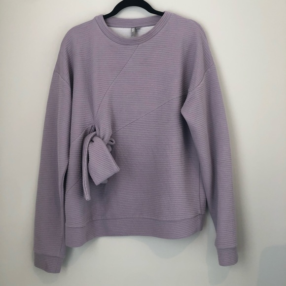 ASOS oversized lilac sweatshirt with bow sz 6 or medium - Picture 2 of 5